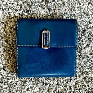 2000s Blue Coach Bifold Wallet with Buckle Accent and Coin purse